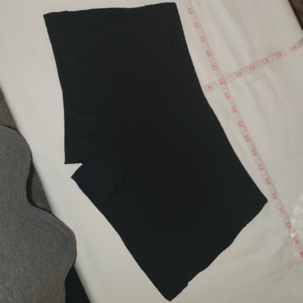 🌻Wetseal Size XS BLACK SHORTS W/STRETCH